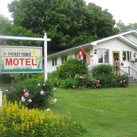Picket Fence Motel St. Andrews By The Sea Esterno foto