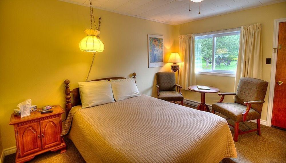 Picket Fence Motel St. Andrews By The Sea Esterno foto